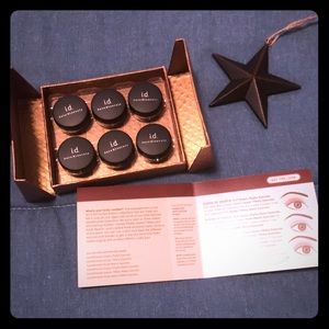 BareMinerals Collector’s Edition Eyeshadow Set